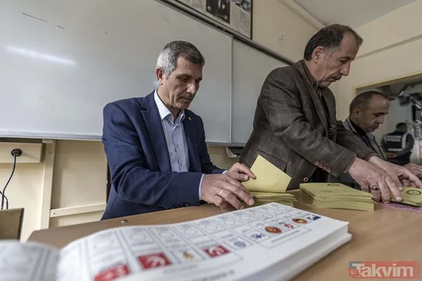 Türkiye'nin dört bir yanında seçim heyecanı! Vatandaşlar sandığa koştu - 16