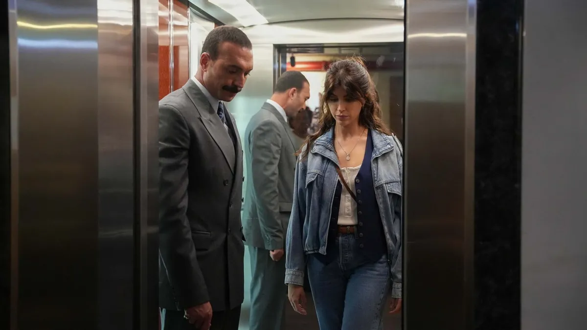 1790932992087.jpg Perşembe’nin Güneşi Yine atv’de doğdu! Reyting şampiyonu dizide Leyla ölümden döndü, bağ evinde büyük yüzleşme-2