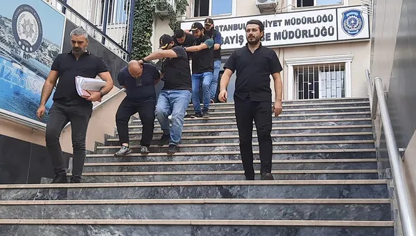 Beykoz'da 26 milyon liralık fidye operasyonu! Kendilerini MİT elemanı tanıtan kişiler emekli polisi ve iş adamını kaçırıp başlarına siyah torba geçirmişler!-6