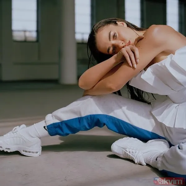 Bensu Soral yatak pozuyla sosyal medyayı salladı! Melisa Şenolsun ile Dilan Çiçek Deniz kayıtsız kalmadı! Bensu ortalığı yıkıp geçti - 2