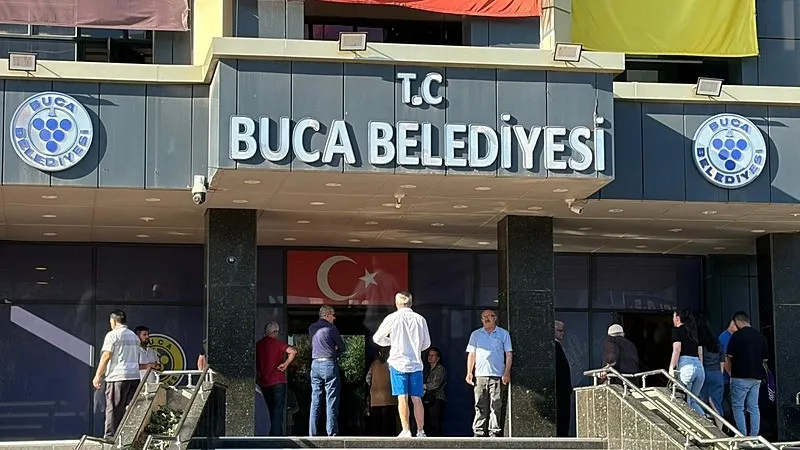 yolsuzluk-sorusturmasinda-tutuklanmisti-chpli-buca-belediye-baskani-gorkem-duman-gorevden-uzaklastirildi-1780894844874.jpeg Yolsuzluk soruşturmasında tutuklanmıştı: CHP'li Buca Belediye Başkanı Görkem Duman görevden uzaklaştırıldı-3