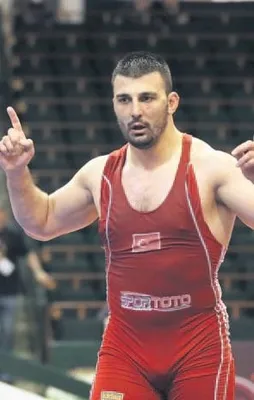 Rıza Yıldırım altın madalyanın sahibi