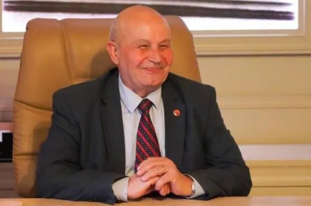CHP'li belediyede skandallar bitmiyor! Yeni başkanın da başkanlığı düştü! Rant ve rüşvet...