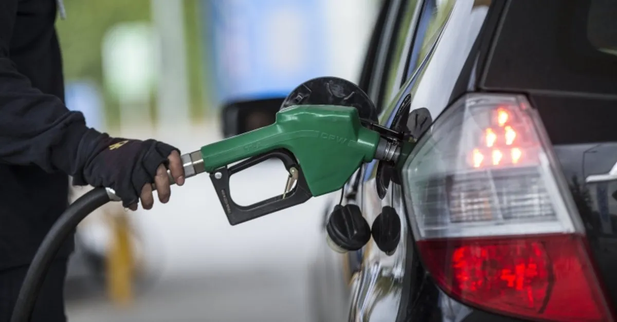 3 Nisan Benzin Mazot Lpg Otogaz Fiyati Ne Kadar Oldu Istanbul Ankara Izmir Akaryakit Litre Fiyatlari Takvim