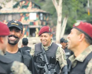 Bordo bereli olma yarışı