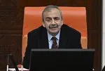 Sanat ve edebiyat dünyasından ünlü isimler Sırrı Süreyya Önder için başsağlığı mesajı yayınladı