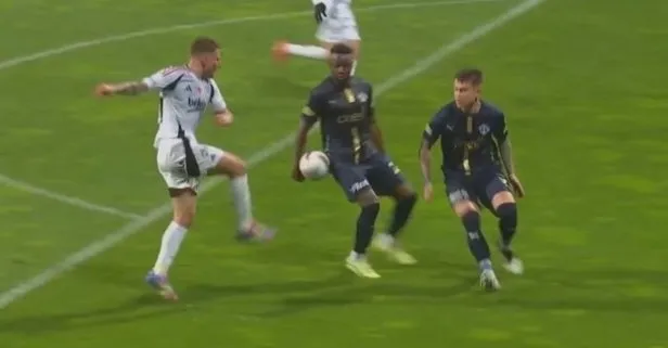 Beşiktaş Kasımpaşa maçında penaltı bekledi!