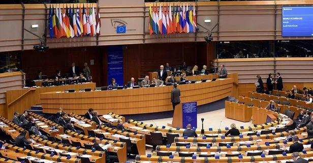 AB'den Ukrayna için 'aday ülke' kararı!