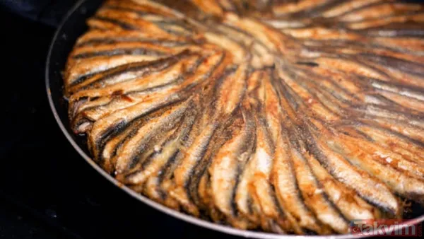 Lezzeti ikiye katlayan sır! Karadenizlilerin bile bilmediği hamsi buğulamanın püf noktası - 1