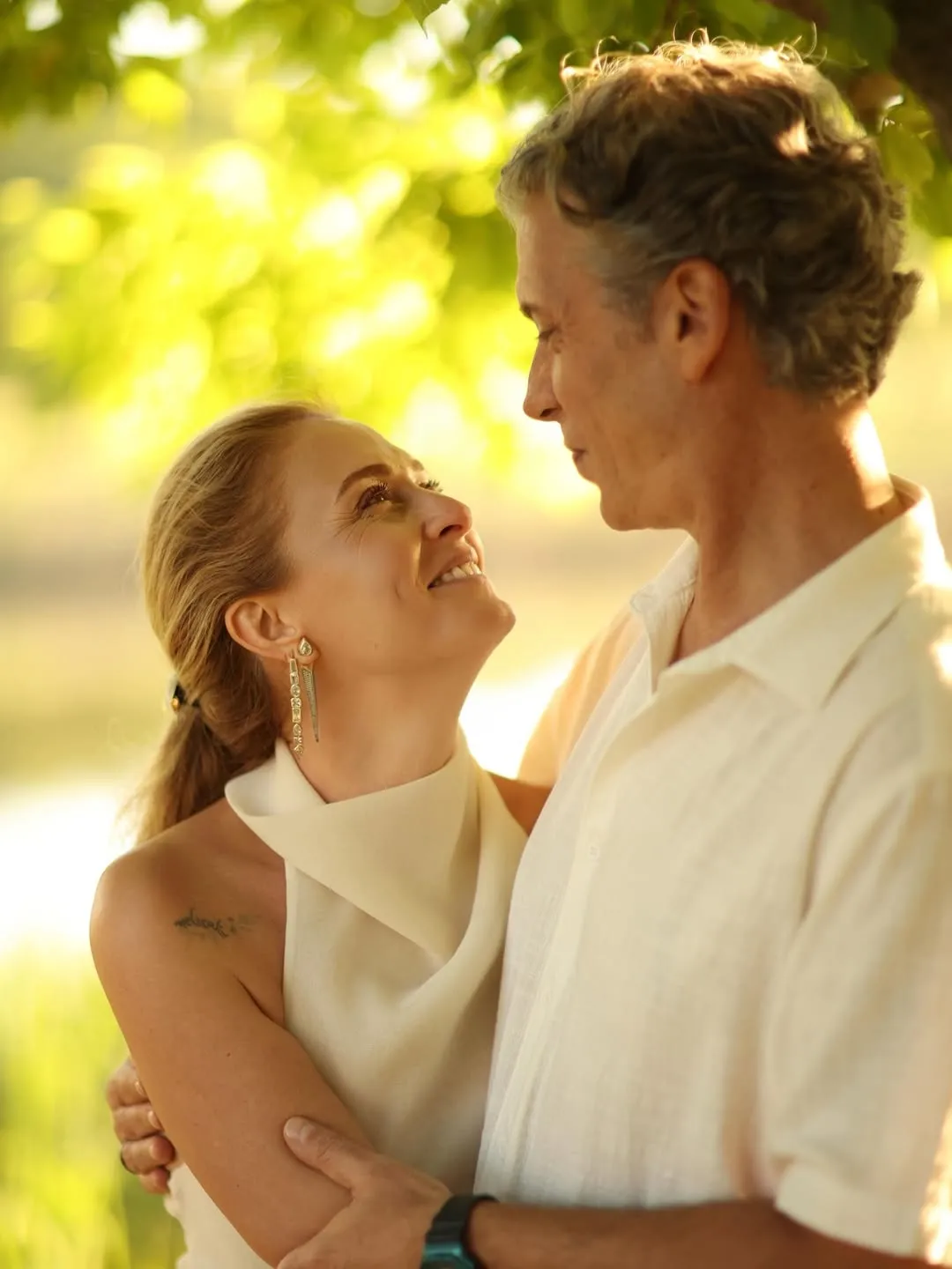 ceyda-duvenci-ve-guclu-meteden-surpriz-nikah-sonrasi-ilk-goruntu-1791016969914.jpg İsveç'te gizlice evlenmişlerdi! Ceyda Düvenci ve Güçlü Mete'nin nikah sonrası ilk görüntülerine yorum yağdı! "Ne olduğunu biz de anlamadık"-9