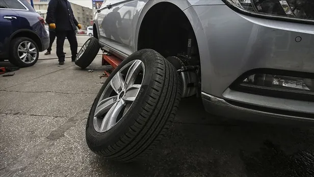 kislik-lastik-ne-zaman-takilir-zorunlu-kis-lastigi-uygulamasi-ne-zaman-baslayacak-iste-tarihler-1573048195705.jpg Kışlık lastik ne zaman takılır? Zorunlu kış lastiği uygulaması ne zaman başlayacak? İşte tarihler-2