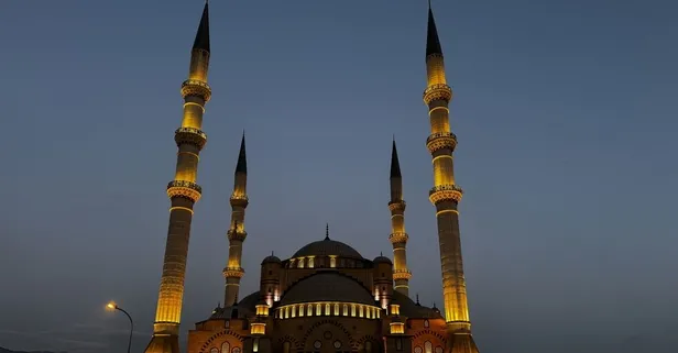 İZMİR SAHUR VAKTİ 2025: İmsakiye ile Ramazan ayı İzmir iftar vakti ve (imsak) sahur saat kaçta?