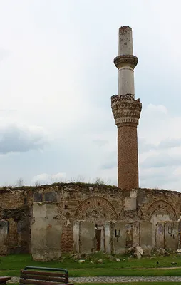 Pirlepe'nin Osmanlı camisi onarılmayı bekliyor