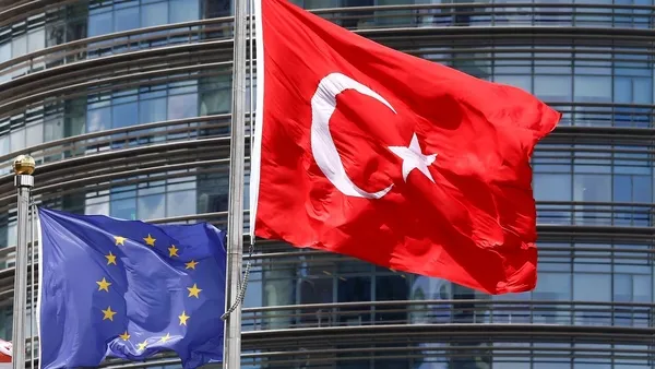 baskan-erdogan-gerekirse-yollari-ayiririz-demisti-abden-1696258962599.jpeg Başkan Erdoğan'ın tarihi resti sonrası AB'den iş birliği açıklaması: "Türkiye ile ilişki kurmaya hazırız"-8