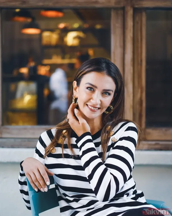 Ceren Benderlioğlu kırmızı taytını çekip öyle hareketler yaptı ki! Kalça çalışan Ceren sosyal medyayı salladı! EDHO’nun Ömür’üydü... - 7