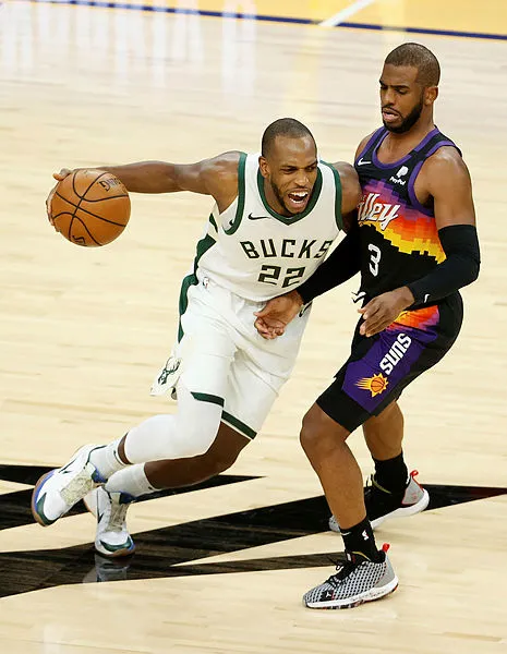 nba-finali-hangi-kanalda-phoenix-suns-milwaukee-bucks-maci-ne-zaman-saat-kacta-1625579725505.jpg NBA finali hangi kanalda? Phoenix Suns – Milwaukee Bucks maçı ne zaman saat kaçta?-2