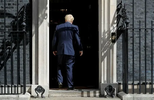 İngiltere'de başbakanlık personelinin izinlerine Brexit iptali-2