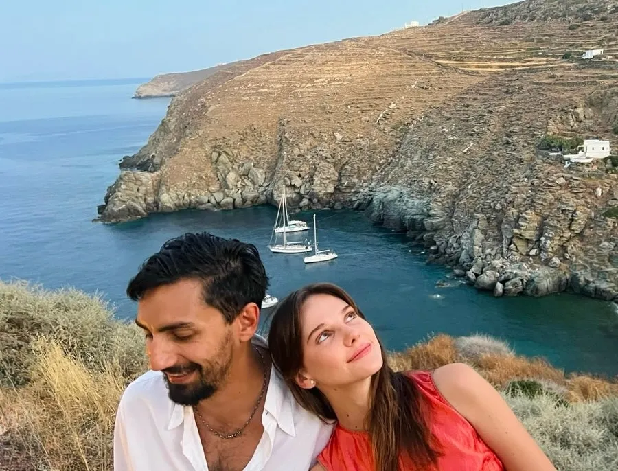 Alina Boz ile Umut Evirgen'den yurt dışında yeni yatırım: Atina'dan ev satın aldılar-4