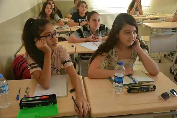 LGS 1. nakil tercih başvuruları ne zaman? LGS nakil başvurusu nasıl yapılır? İşte LGS nakil başvuru kılavuzu-1