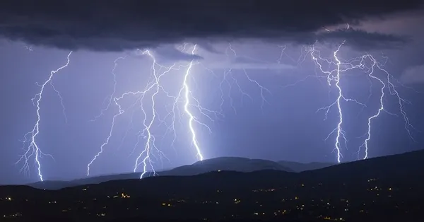 Meteoroloji'den son dakika kuvvetli yağış ve kuvvetli rüzgar uyarısı! 7 Ekim 2019 hava durumu