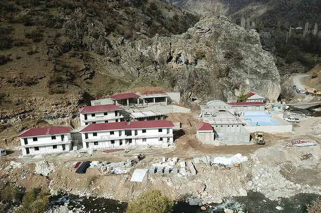 Şırnak'ın Beytüşşebap ilçesinde terörün izleri silindi! 5 milyonluk kaplıca yatırımında son aşamaya gelindi