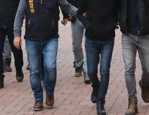 Sahte MİT’çinin milyarlık kirli çarkına devlet balyozu | 8 ilde baskın: 37 gözaltı! Paravan şirketlere kayyum atandı
