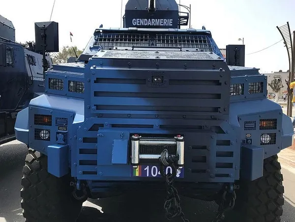 Senegal Cumhurbaşkanı'nı Türk zırhlıları korudu-7