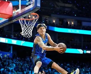 All Star’da tarihe geçen smaç