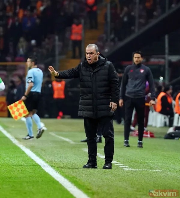 Muslera kalesinde devleşti! Sosyal medyada yer yerinden oynadı... - 41