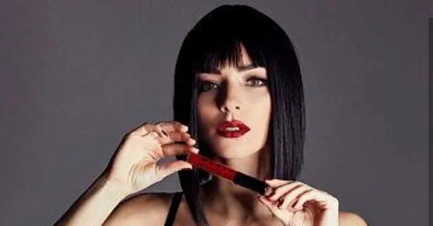 Merve Boluğur PES'te rakip tanımıyor