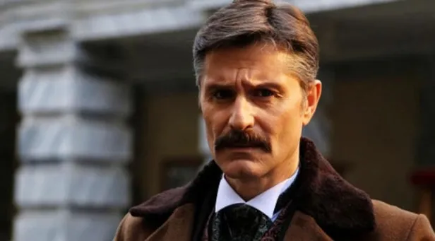 edho-yeni-sezon-basliyor-unlu-oyuncular-akin-etti-tek-tek-aciklandi-eskiya-dunyaya-hukumdar-olmazin-kadrosu-yikiliyor-1633858648351.jpg Eşkıya Dünyaya Hükümdar Olmaz'ın kadrosu yıkılıyor! Ünlü oyuncular akın etti:Tek tek açıklandı! EDHO yeni sezon başlıyor!-3