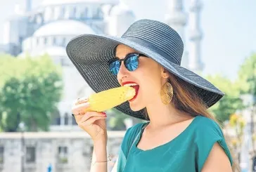 İstanbul'a turist akını! Yılın 8 ayında 11.5 milyonu aşkın yabancı ziyaretçi...