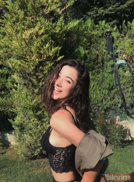 Teşkilat'ın Roza'sının gerçek yaşını duyanlar inanamadı! Sosyal medyadaki paylaşımıyla nefes kesti! Meğer Lara Domaç... - 9