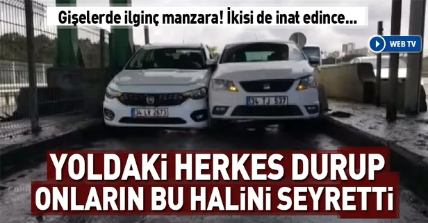 Gişelerde iki inatçı sürücü kaza yaptı
