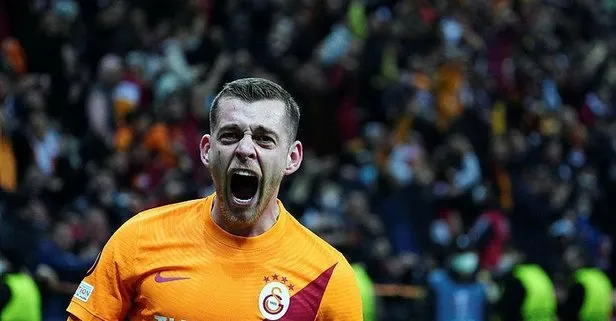 Galatasaray’ı sarsan sakatlık! Cicaldau oyunu bıraktı...