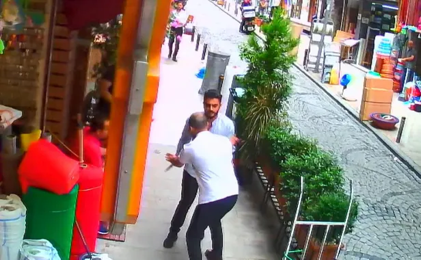 Şişli'de dehşet! Kendisini uyaran görevliyi defalarca bıçakladı-2