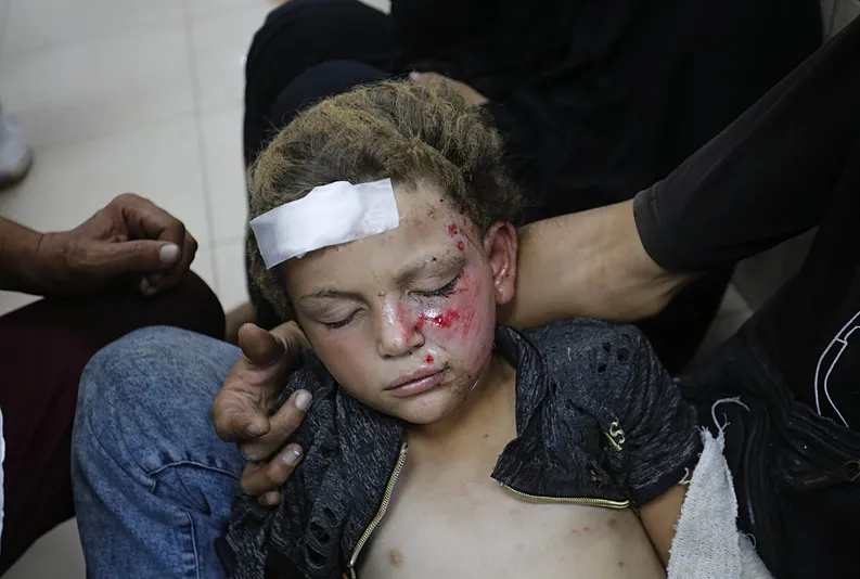 İsrail yine vurdu yine vurdu! BM’ye ait okuldu onlarca ölü ve yaralı var!