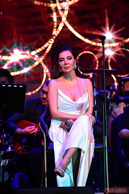 Necat Gülseven İle 2015'Te Dünyaevine Giren Ünlü Şarkıcı Ebru Yaşar'ın Özellikle İkiz Çocukları Merak Konusu Oldu.