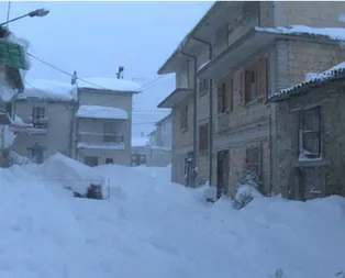 İtalya’da facia! Otel ve 27 kişi çığ altında