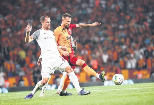besiktasin-genc-yildizi-tayyip-talha-sanuc-performansi-ile-dikkat-cekiyor-1665357277642.jpeg Beşiktaş'ın genç yıldızı Tayyip Talha Sanuç performansı ile dikkat çekiyor-4