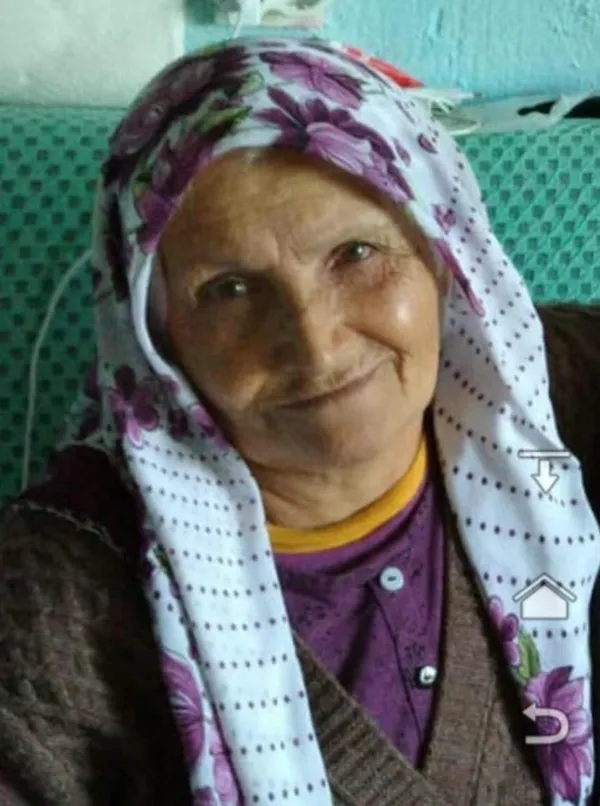 manisada-kaybolan-75-yasindaki-alzaymir-hastasi-kadin-yadigar-ozcan-araniyor-tum-ekipler-seferber-oldu-1627399880603.jpg Manisa'da kaybolan 75 yaşındaki alzaymır hastası kadın Yadigar Özcan aranıyor! Tüm ekipler seferber oldu-1