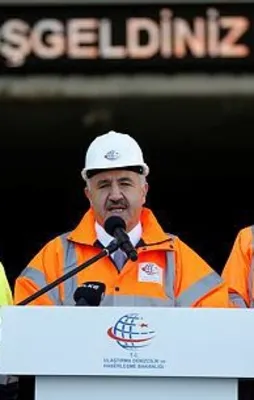 Dev proje hakkında kritik açıklama