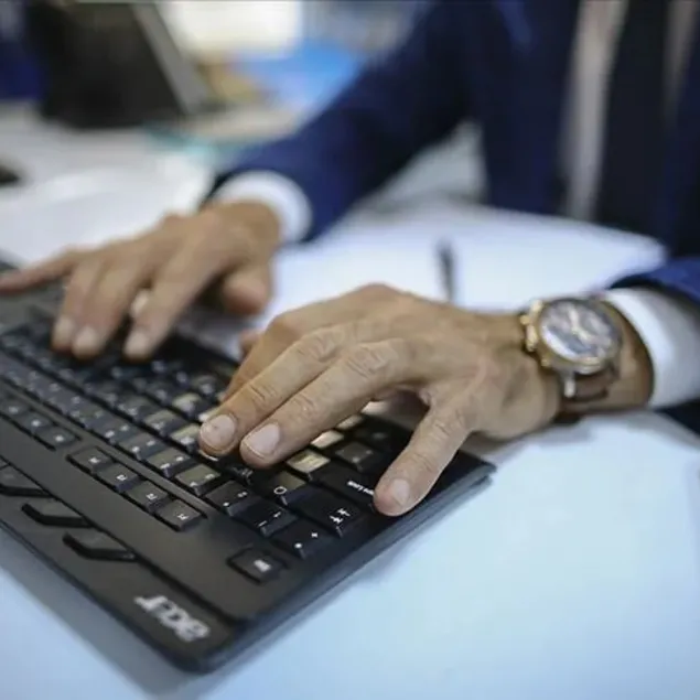 Milyonlarca gence part-time iş fırsatı