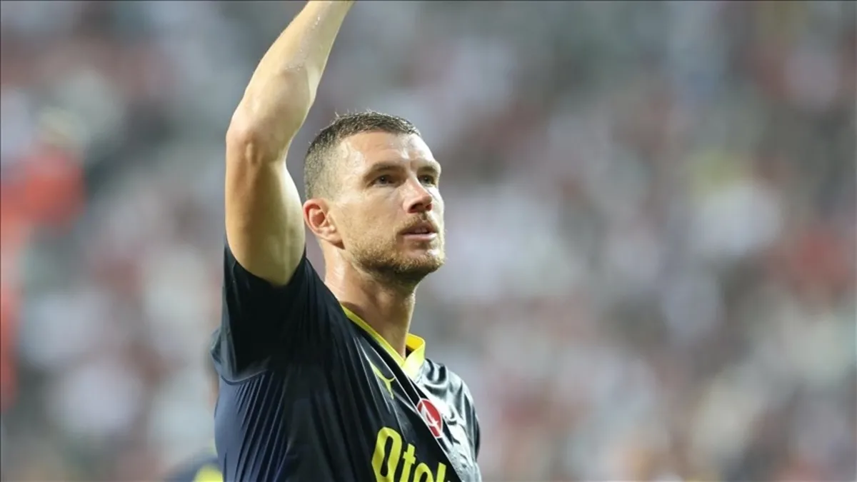 Edin Dzeko kontrolden geçti