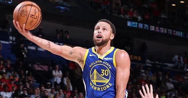 Stephen Curry coştu Warriors kazandı