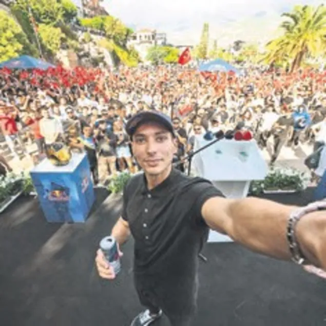 Toprak’a çoşkulu karşılama