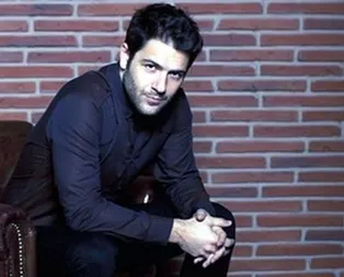 Babasının tıpkısı