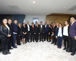 CHP’de istifa depremi: Başkanlığı düştü