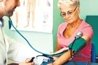 Tansiyonunuz düşmüyorsa nedeni aldosteron hormonu olabilir! Uzmandan önemli açıklama