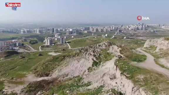 İzmir Çiğli'de çöp tesisinin neden olduğu heyelan mahalleyi yutuyor: 14 ev yıkıldı, 1800 mağdur